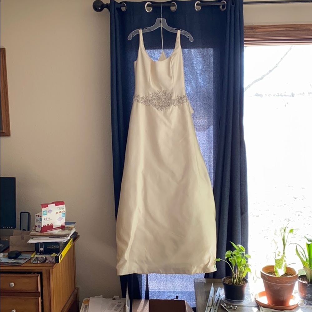 Wedding dress